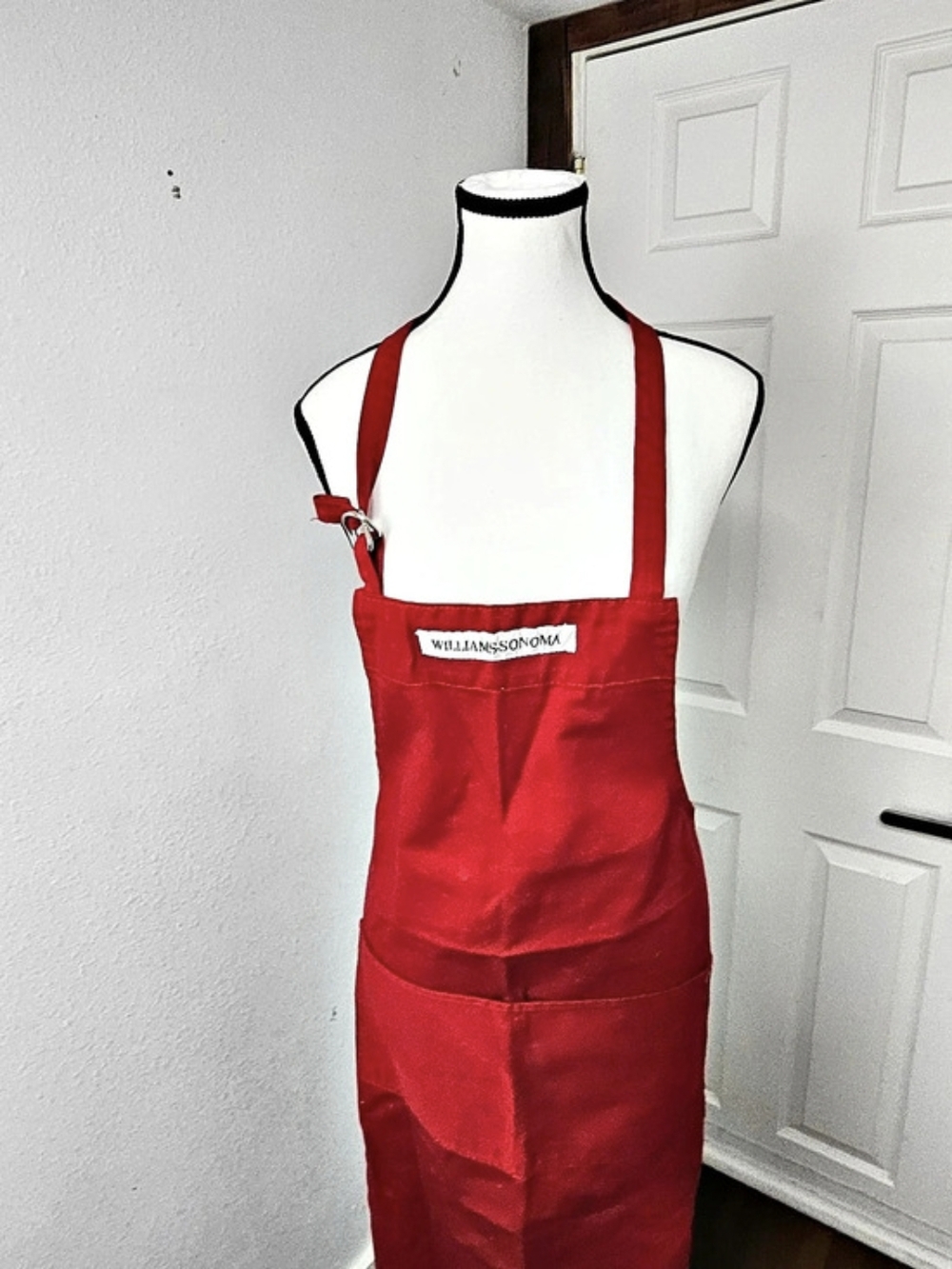 Williams Sonoma Classic Solid Apron Red Adjustable Bib